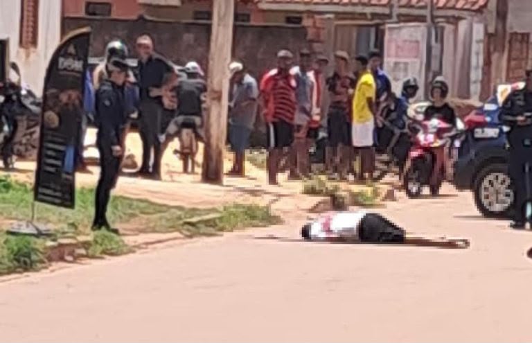 HOMEM É MORTO A TIROS DURANTE A TARDE EM VÁRZEA GRANDE