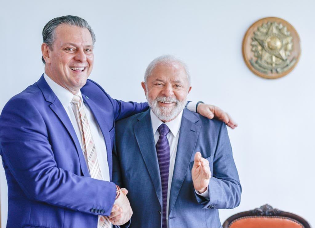 FÁVARO VÊ MOBILIZAÇÃO NAS RUAS E DEBATES COMO CHAVES PARA LULA VIRAR DISPUTA
