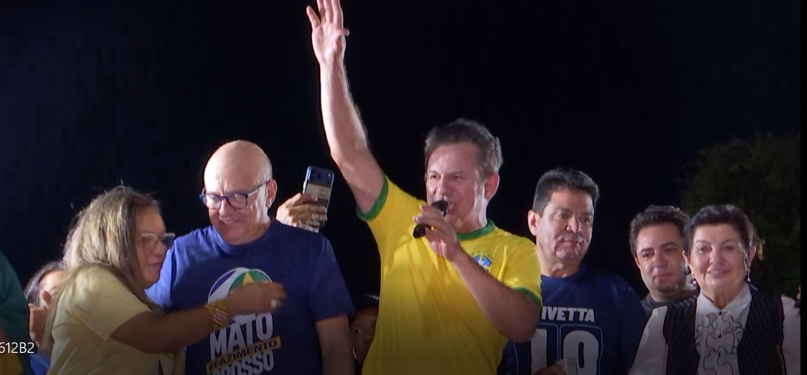 MAURO MENDES CELEBRA VITÓRIA E DIZ QUE VAI TRABALHAR POR MATO GROSSO E PELO BRASIL NO SENADO