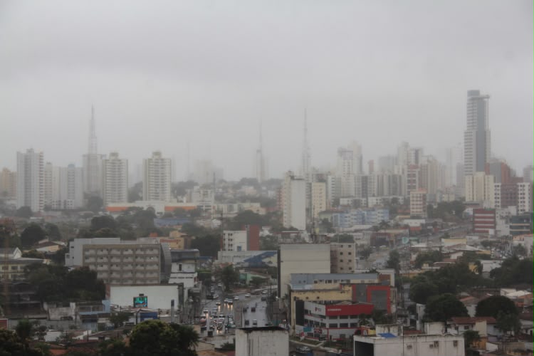 APÓS CALOR PRÓXIMO DOS 40°C, CUIABÁ TERÁ QUEDA DE ATÉ 10°C E PREVISÃO DE CHUVA